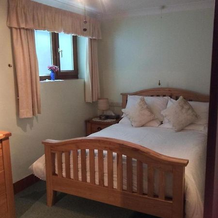 Room In Guest Room - Orchard Manor, Fore Street, Probus, Cornwall 트루로 외부 사진