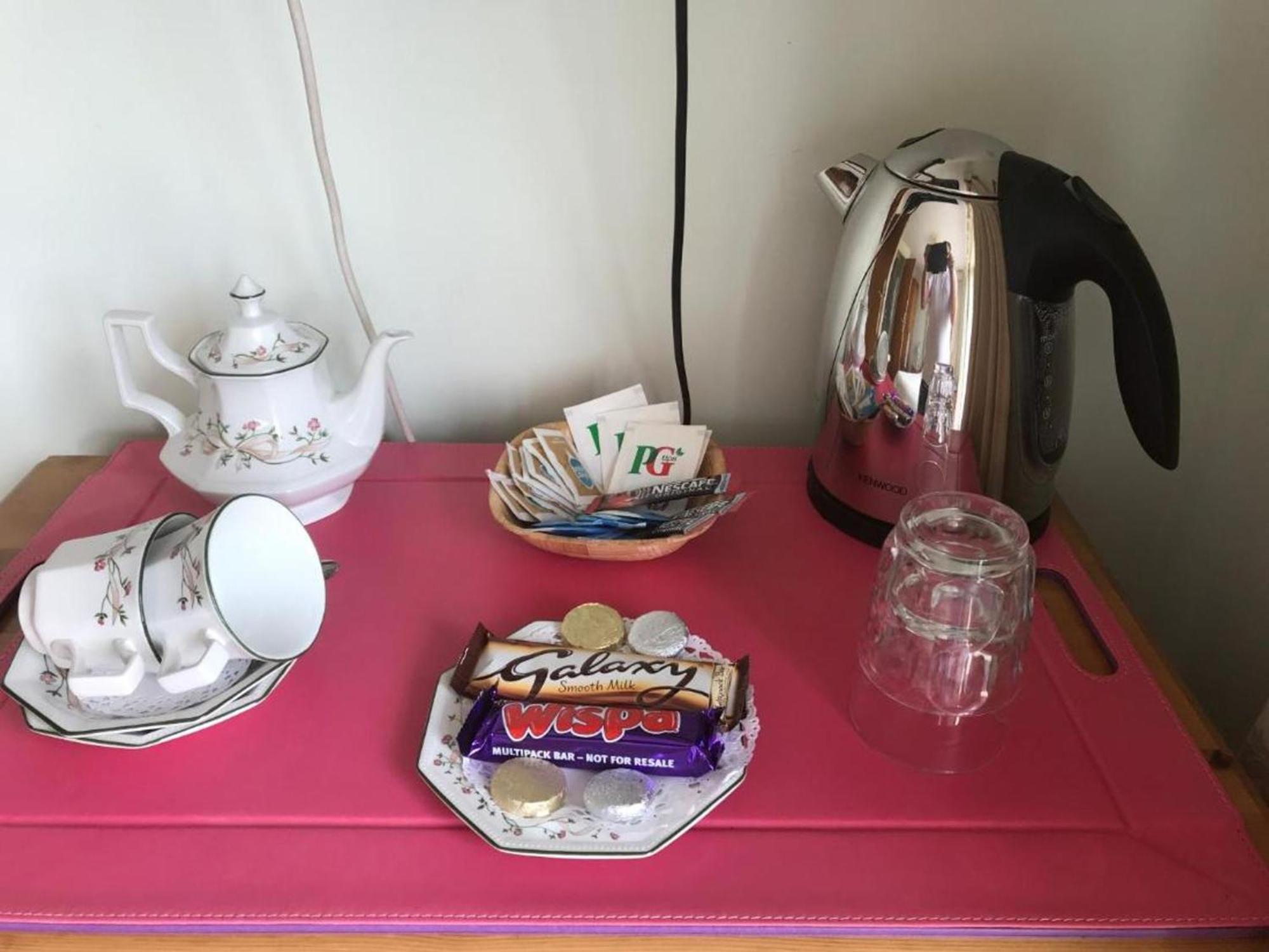 Room In Guest Room - Orchard Manor, Fore Street, Probus, Cornwall 트루로 외부 사진